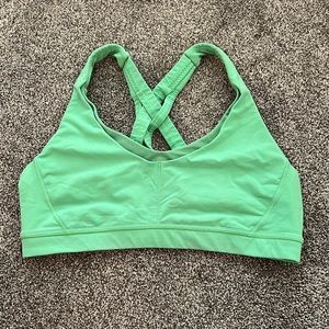 omens lululemon bra